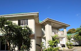 Riverside Residence - Beau Vallon